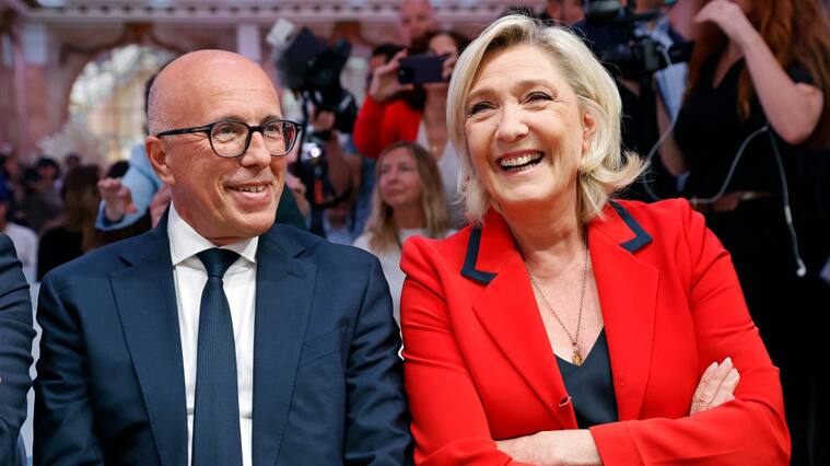 En París de Francia comparten el líder de la derecha Eric Ciotti y la máxima dirigente de la ultraderecha Marine Le Pen.