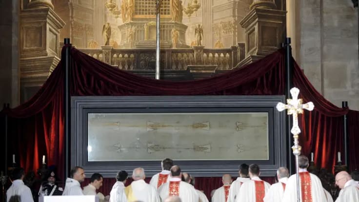 Manto Sagrado de Turín: el inesperado hallazgo de ADN que cambia la historia de la reliquia y apunta a un origen lejano