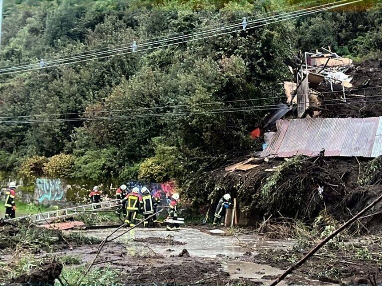 Puerto Montt, derrumbe, desalojo, 1024x576 jpg ok