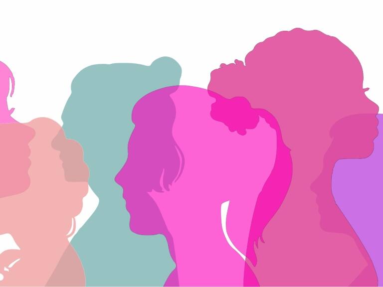 Día Internacional de la Mujer: 62% considera que tienen menos oportunidades que los hombres en Chile