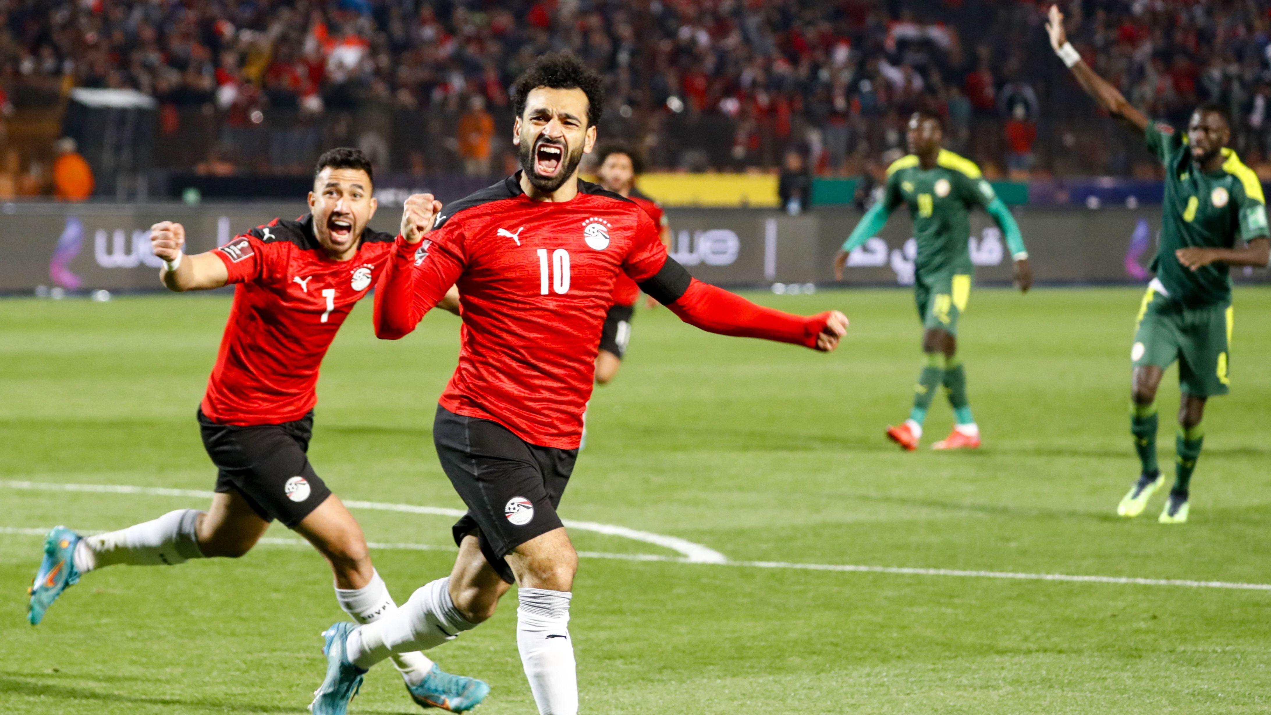 Egipto dio el primer golpe y derrotó a Senegal por el repechaje africano