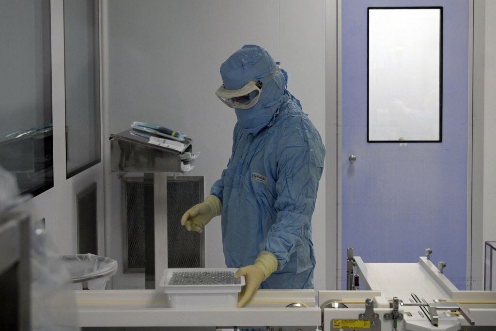 Laboratorio argentino produce dosis de la vacuna anticovid