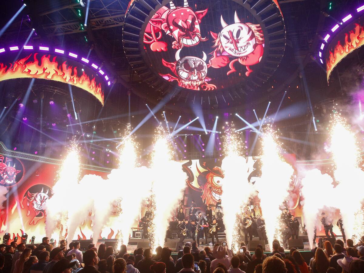 Parrilla del Festival de Viña 2025: qué artistas y humorista se presentan esta noche de viernes en la Quinta Vergara