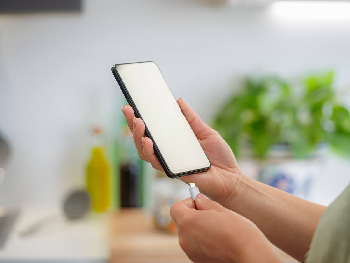 Chile confirma importante cambio para celulares y computadores con cargador único: ¿Desde cuándo comenzará a regir?