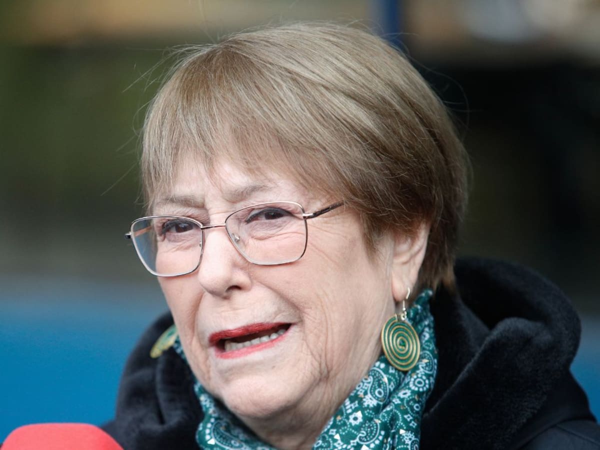 Bachelet tras votar en las Primarias 2025: “El mejor rol que puedo tener es contribuir a la unidad del progresismo”