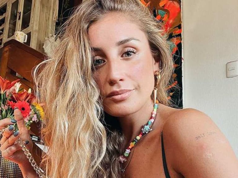 Daniela Castro llora desconsolada por supuesta estafa de su ex: «Peor que Jadue y Mauricio Israel juntos»