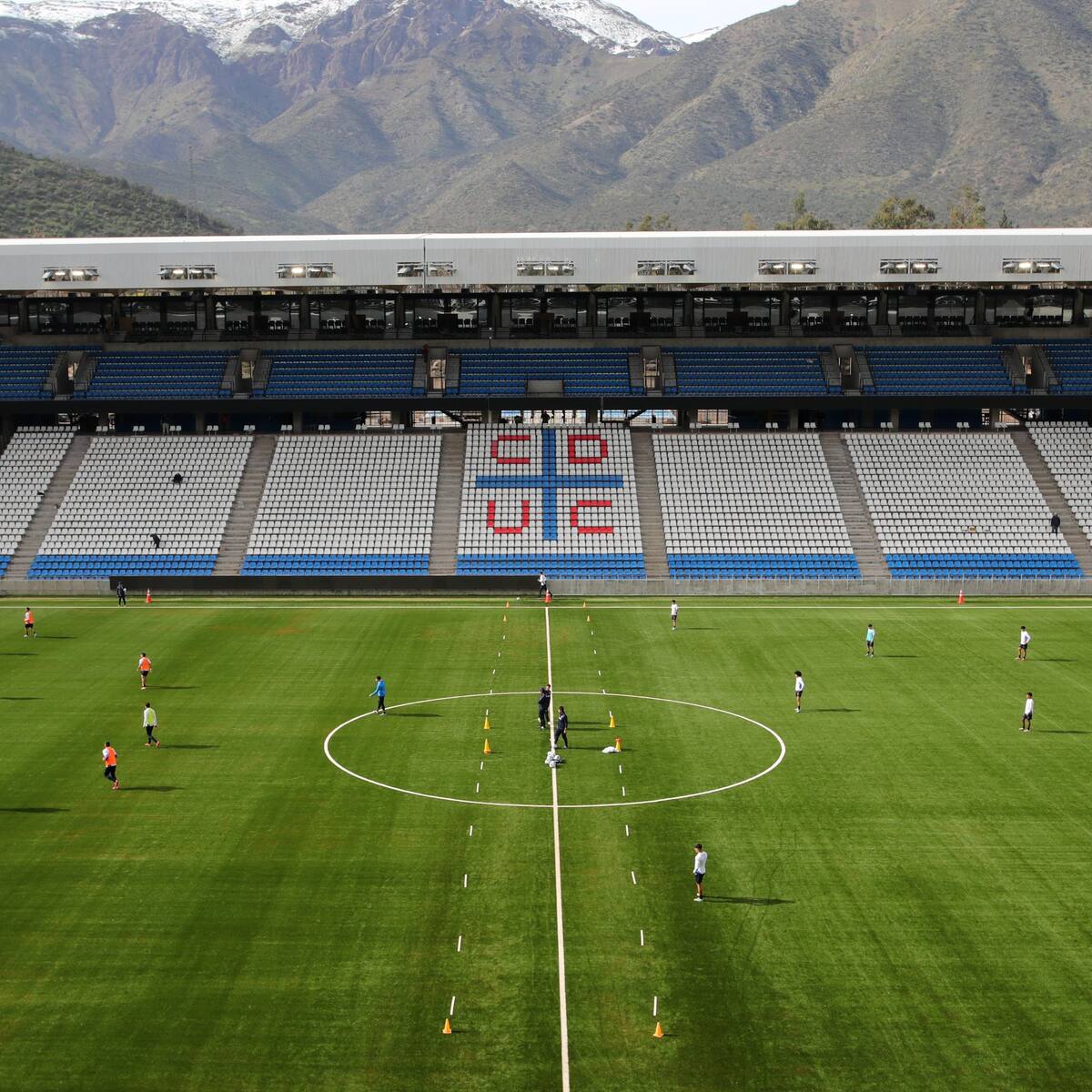 Oficializan día y hora para el estreno del Claro Arena
