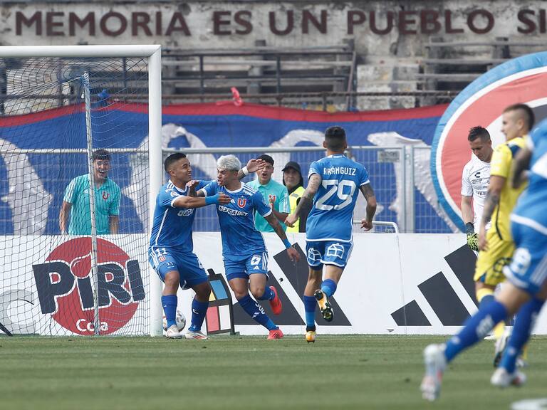 La U iguala con Everton y quedó a las puertas de un partido de definición