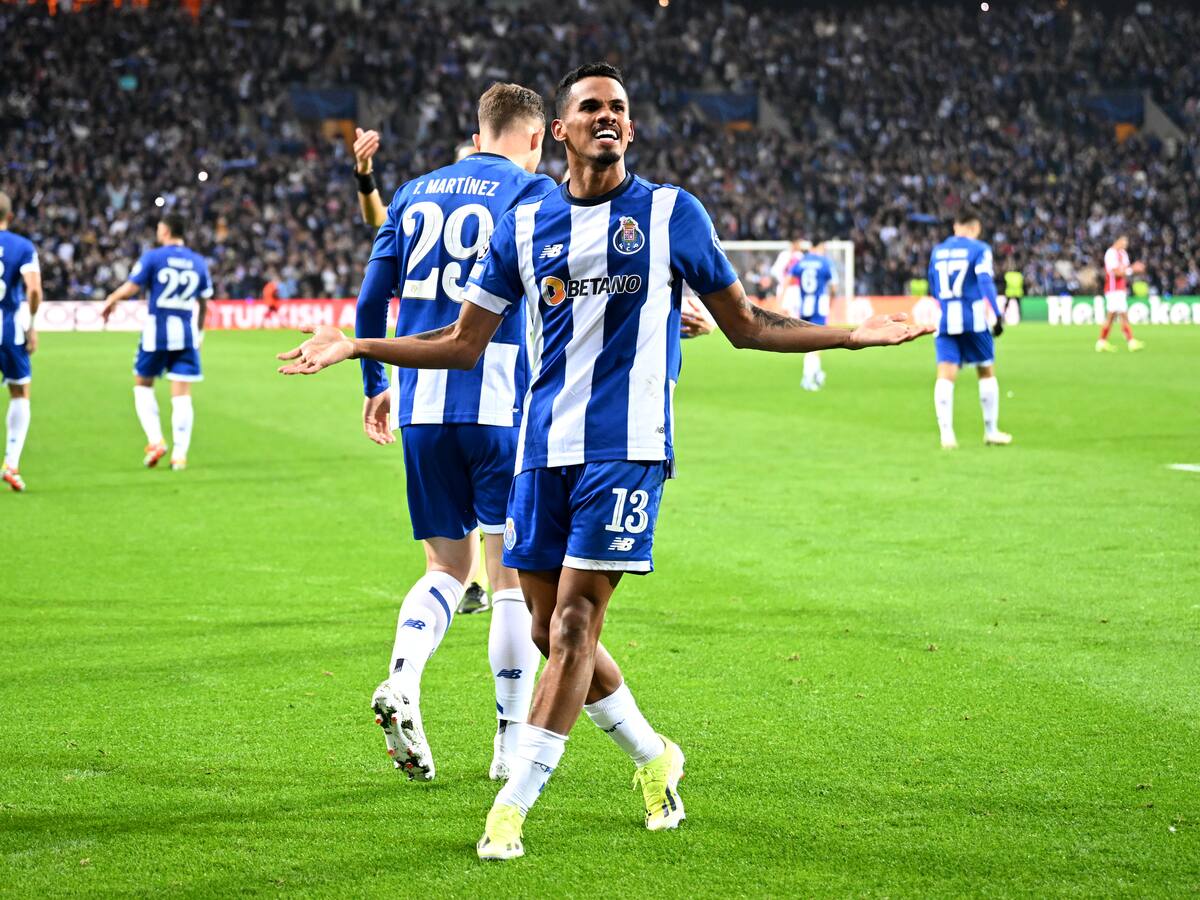 Porto logra agónico triunfo ante Arsenal en la ida de los octavos de final de la Champions League
