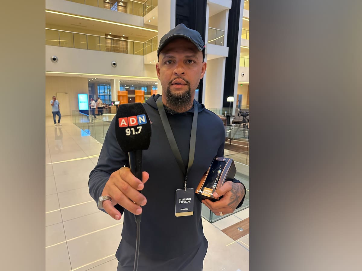 Felipe Melo reconoce que le hubiera gustado jugar en Colo Colo y le deja un recado a Arturo Vidal: “Siempre que jugué contra él, le gané”