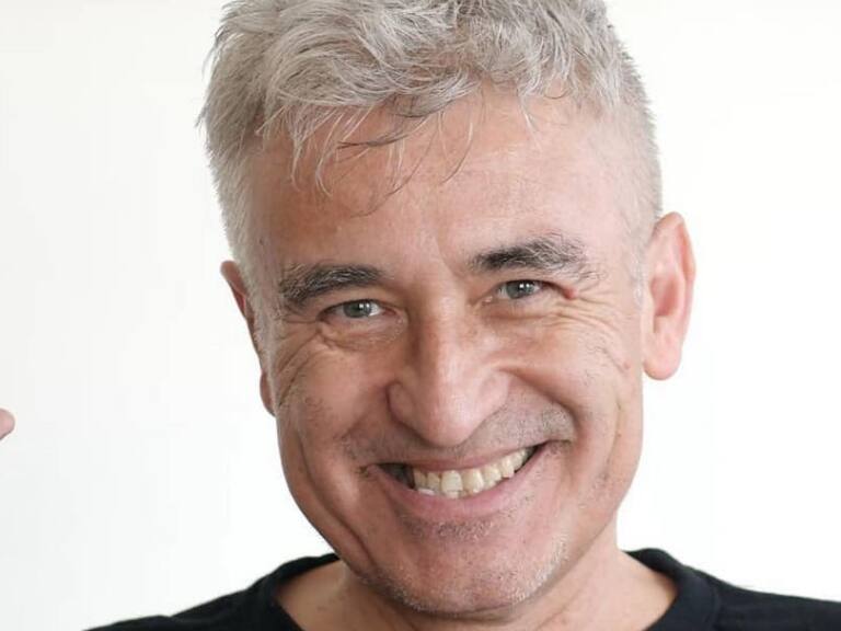 «Únanse al baile»: Jorge González entrega apoyo al Apruebo en etapa final de la campaña