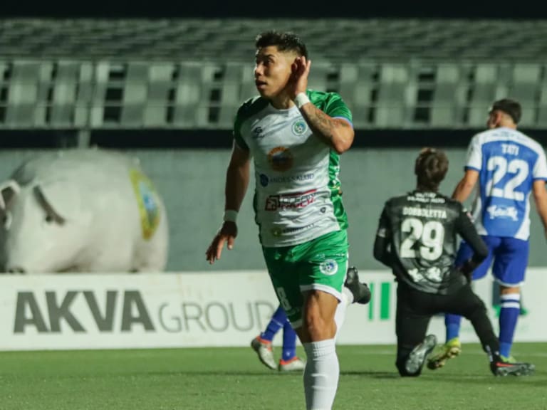 Deportes Puerto Montt alarga su brillante inicio de temporada en la Primera B