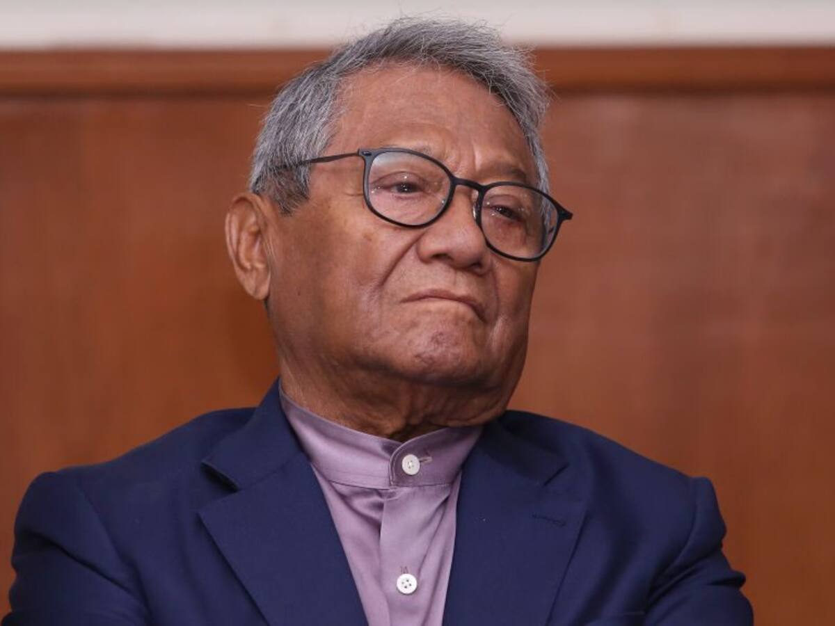 Armando Manzanero presentó evolución «de manera favorable» tras ser intubado por Covid-19
