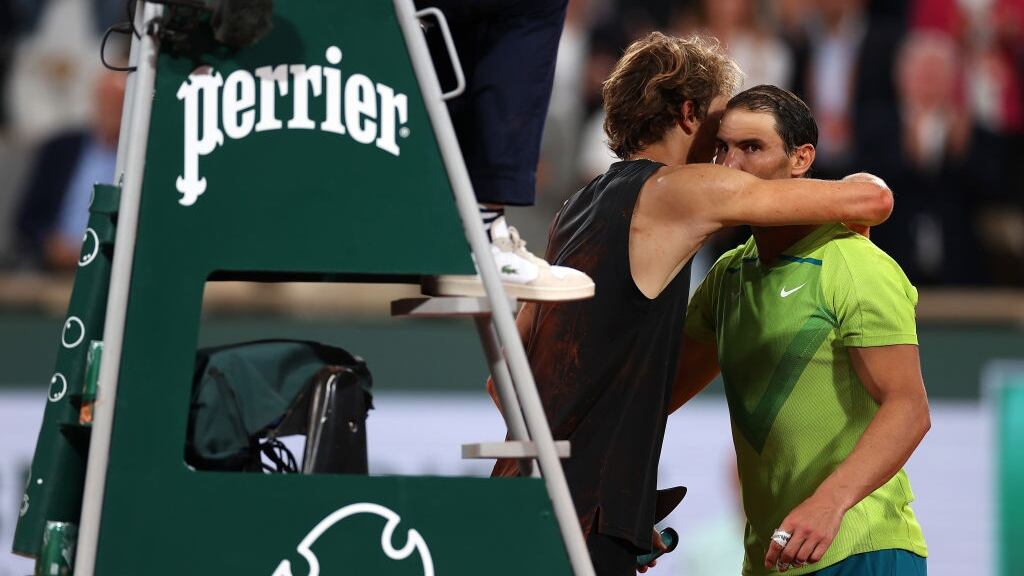 Rafael Nadal llega a su final 14 en Roland Garros luego del retiro por lesión de Alexander Zverev