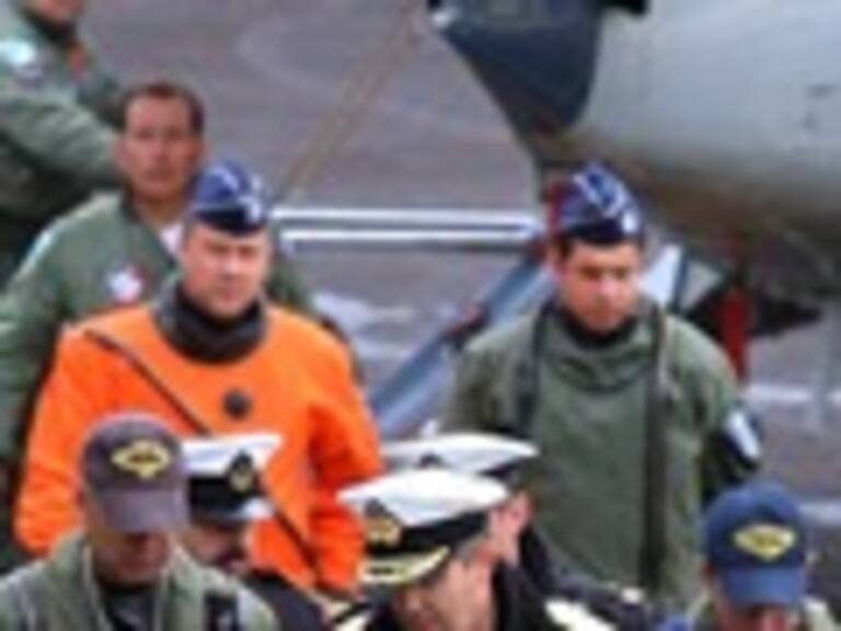 Gobierno comprometió »máximo esfuerzo» en operativo de rescate de cuerpos de avión siniestrado