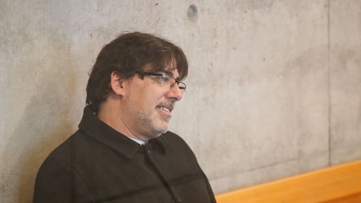 Modifican parte de las cautelares de Daniel Jadue: conservan la prohibición de acercarse al municipio y arresto domiciliario nocturno