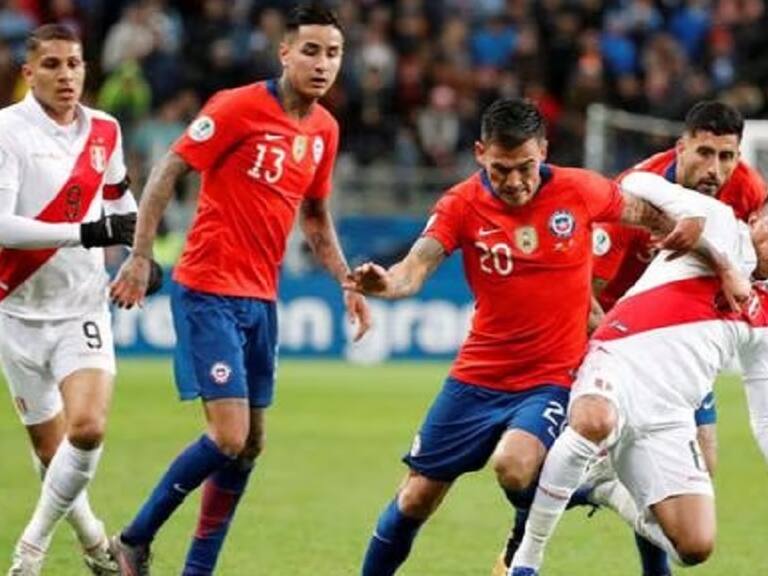 Experimentado árbitro colombiano impartirá justicia en el duelo entre Chile y Perú por las Clasificatorias Sudamericanas