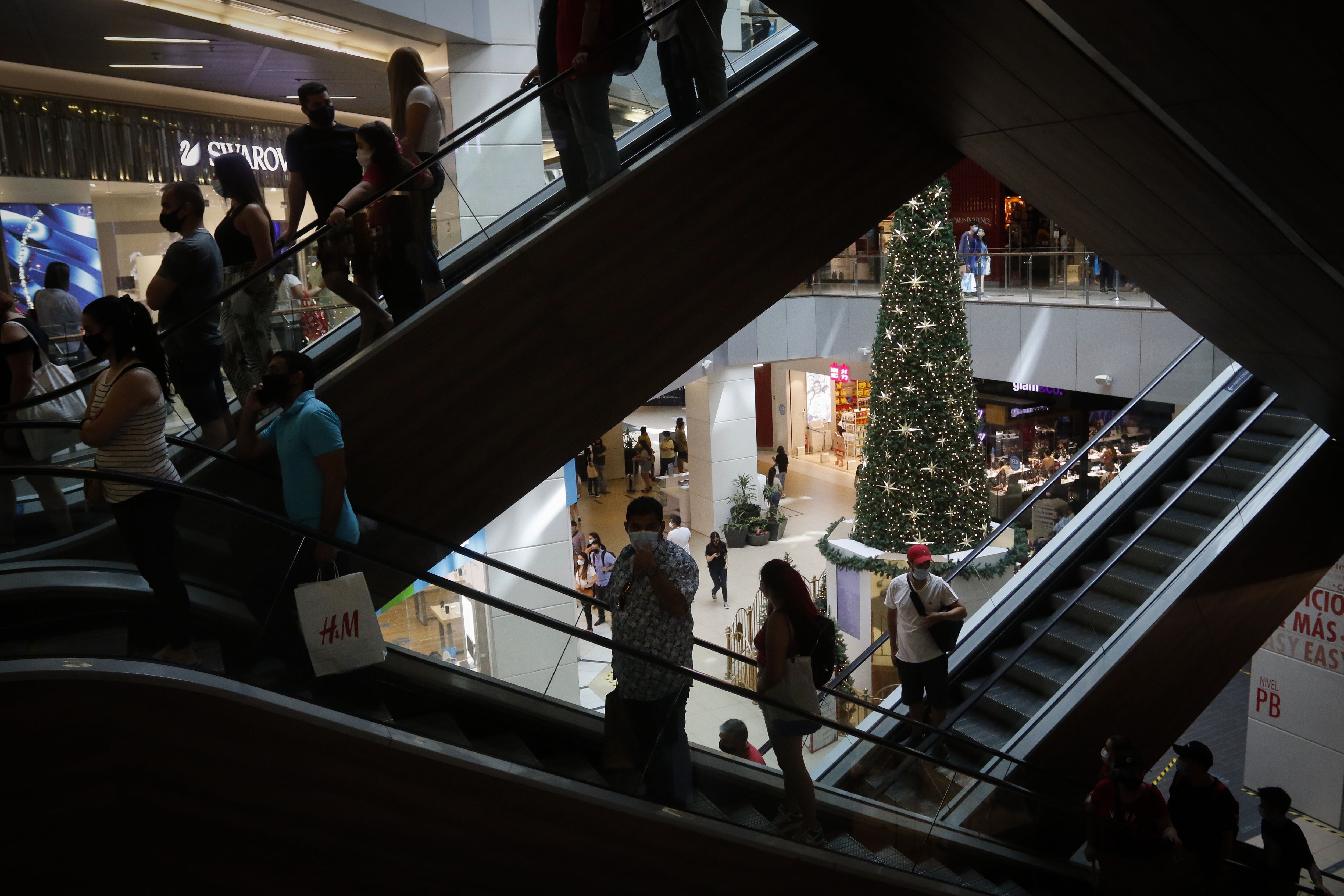 Compras de Navidad en el Costanera Center