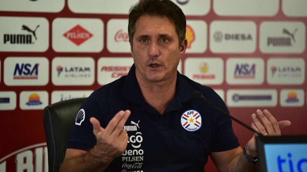 Guillermo Barros Schelotto es el primer DT despedido en la clasificatoria sudamericana al Mundial 2026