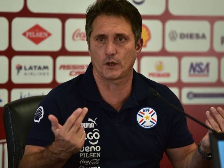 Guillermo Barros Schelotto es el primer DT despedido en la clasificatoria sudamericana al Mundial 2026