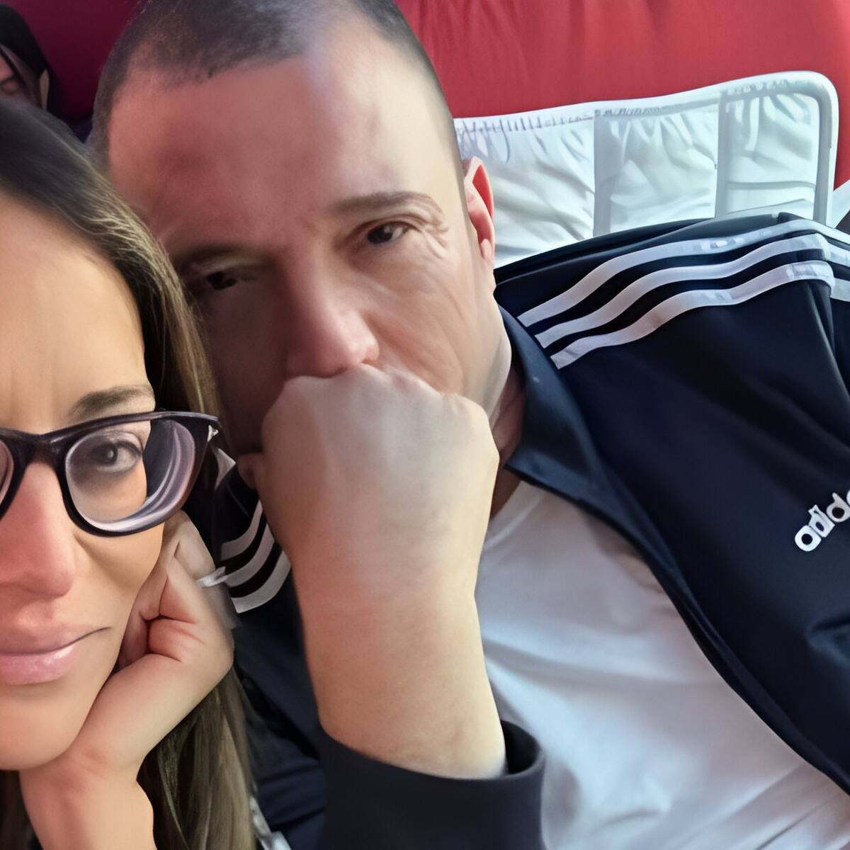 “No soy buena compañía”: Julián Elfenbein confiesa difícil momento con su pareja Verónica Calderón
