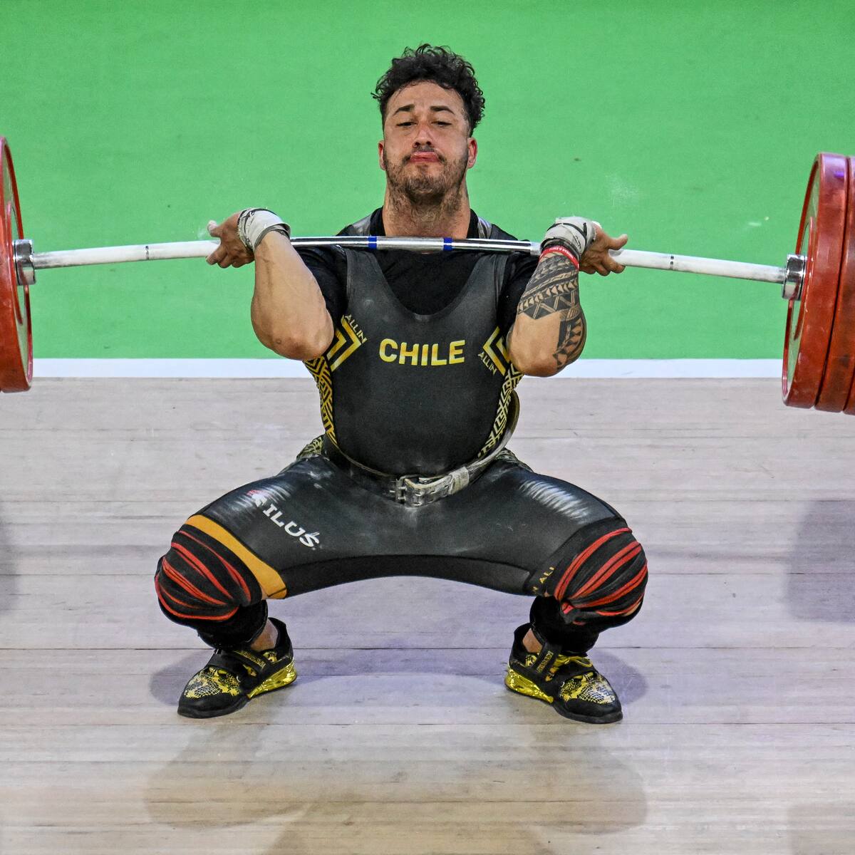 Arley Méndez renuncia al Team Chile para competir en los “Juegos Olímpicos del Dopaje”