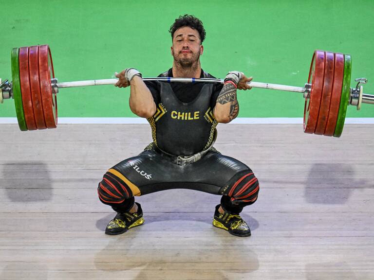 Arley Méndez renuncia al Team Chile para competir en los “Juegos Olímpicos del Dopaje”