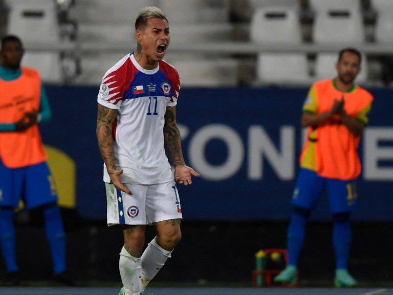 Martín Lasarte alabó a Eduardo Vargas: "Se lo ha visto bien, muy fibroso. Ojalá pueda materializarlo en goles"