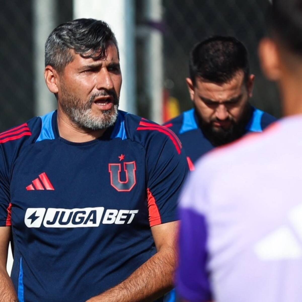 Al DT interino de la U le preguntan por la llegada de Gago y le deja un claro aviso: “Se va a encontrar con...”