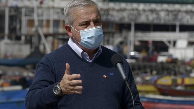 Abogado de Mañalich pidió a la Corte Suprema llame a declarar al exministro