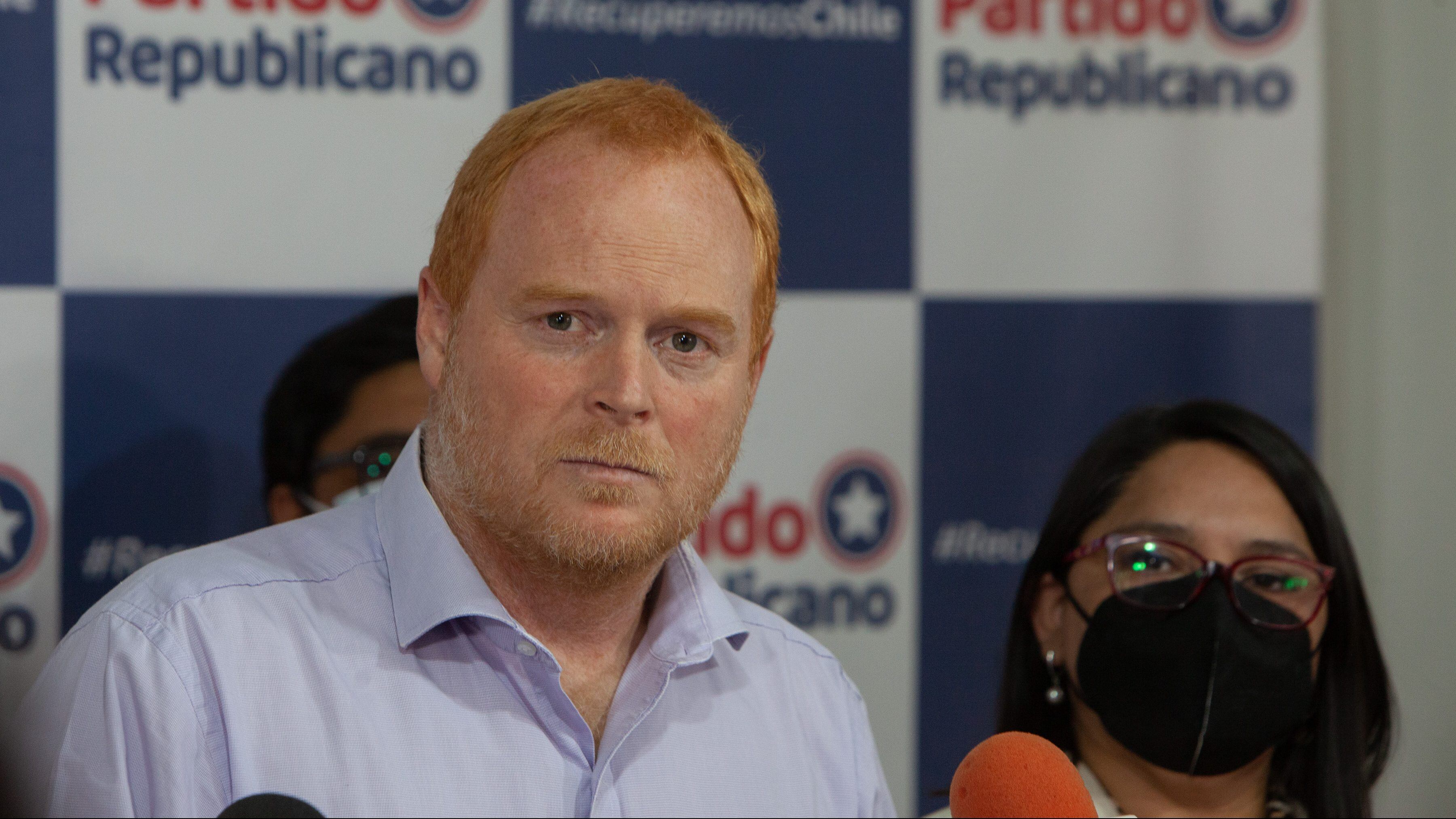 19 de Enero de 2022/SANTIAGOEl presidente del Partido Republicano, Rojo Edwards, condena las recientes jornadas de violencia en la Macrozona Sur del país y emplaza al presidente electo, Gabriel Boric, a comprometerse no dialogar con el terrorismo
FOTO: LUKAS SOLIS/AGENCIA UNO