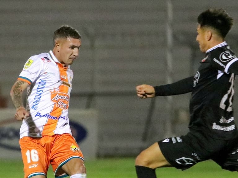 Cobresal y Ñublense y se vieron las caras en El Salvador