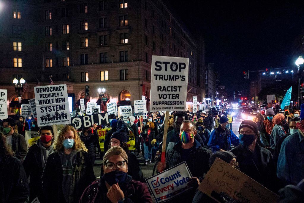 Manifestación en Boston a favor del conteo de los votos