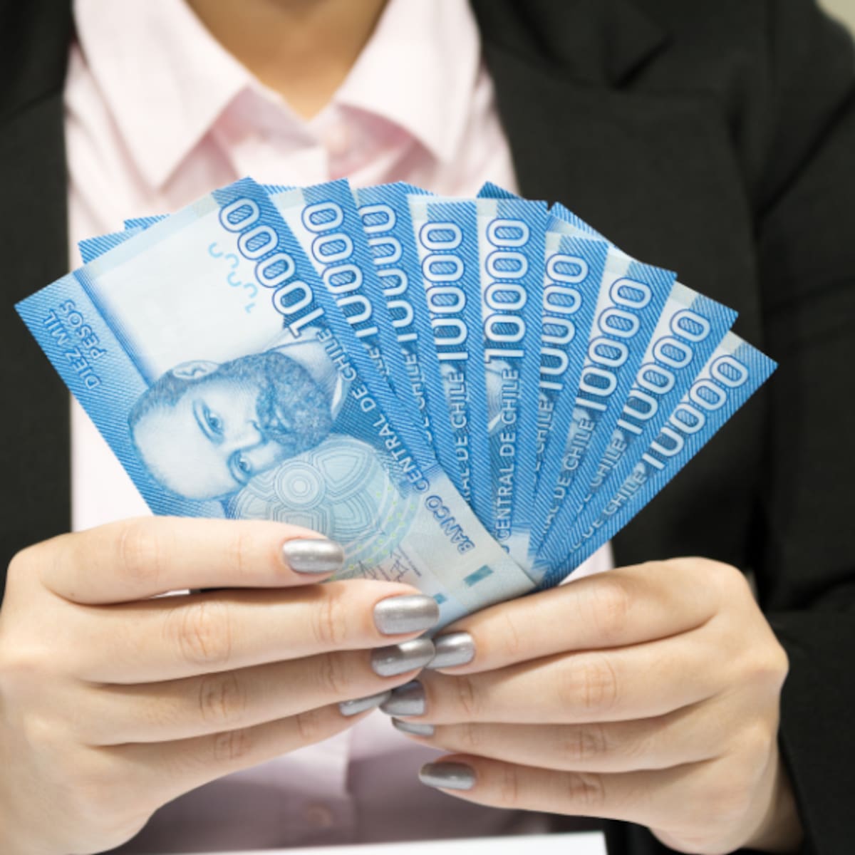 No requiere postulación y otorga $456 mil: revisa con tu RUT si puedes acceder a bono clave para dueñas de casa