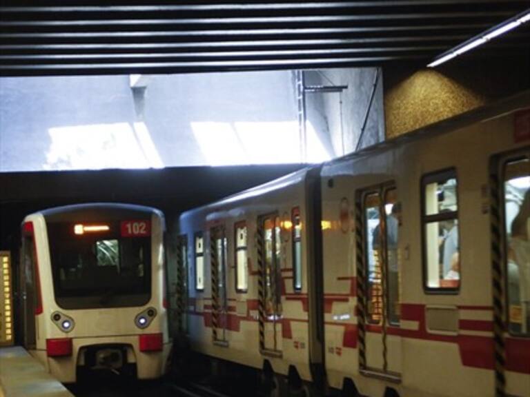 Metro de Santiago se encuentra con servicio parcializado en Línea 3 y 4