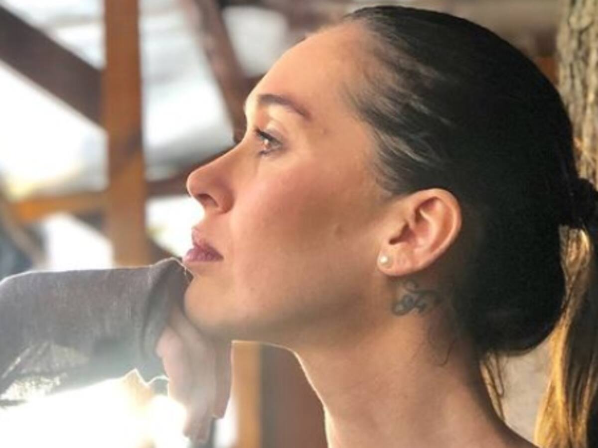 Vale Roth reveló que sufrió parálisis facial tras enterarse de las acusaciones de su expareja