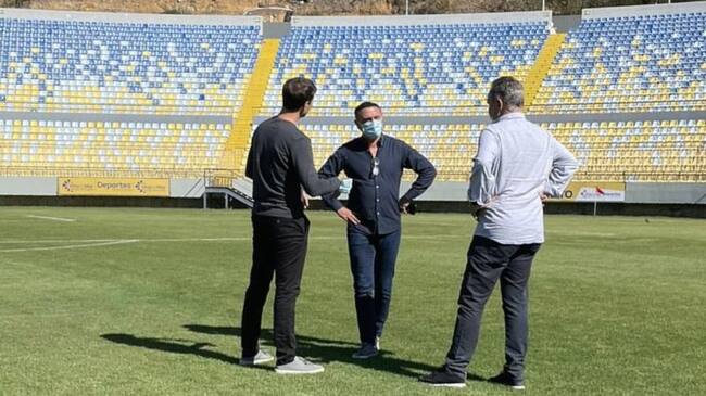 Martín Lasarte visitó Estadio Sausalito como opción para Chile vs Uruguay