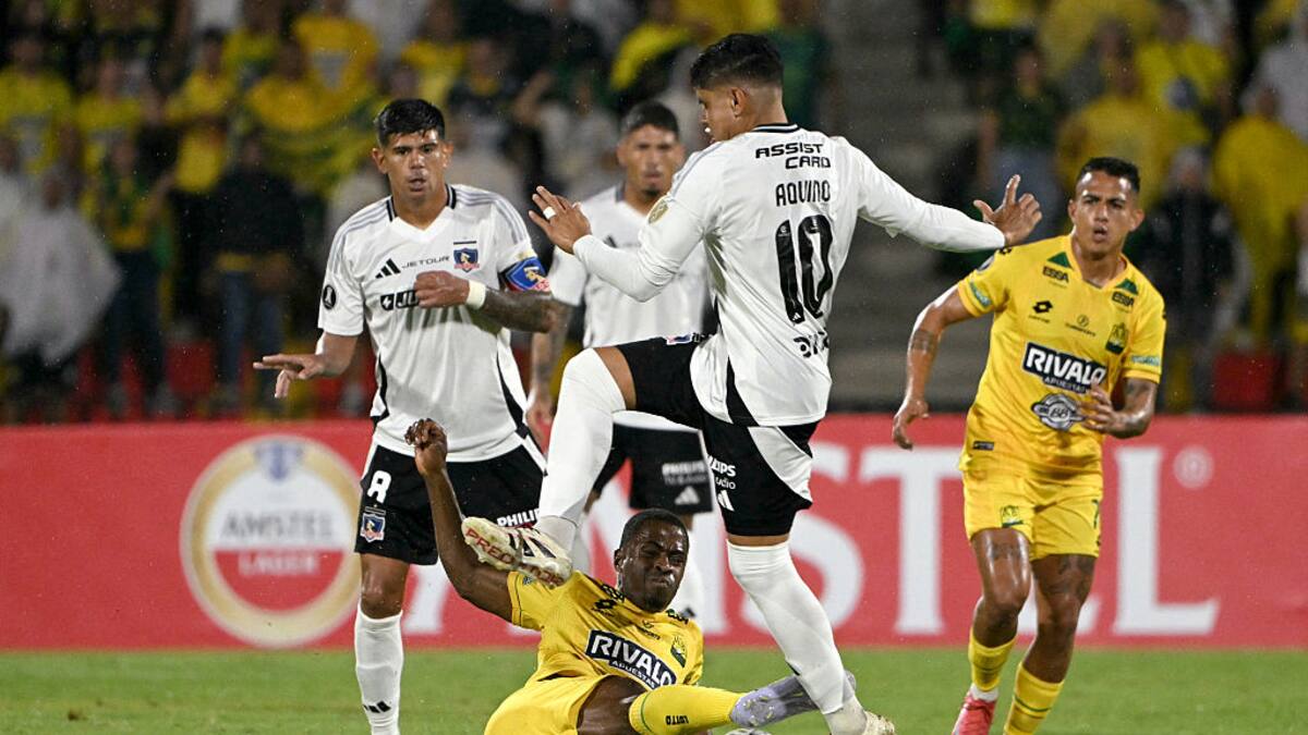 Colo Colo superó su primer tiempo para el olvido y rescató un empate ante Atlético Bucaramanga por Copa Libertadores