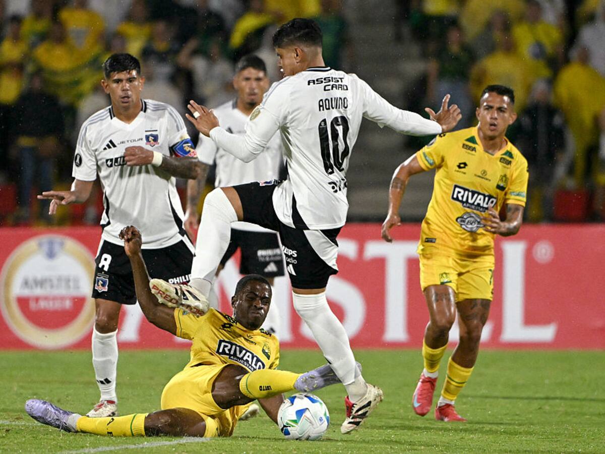 Colo Colo superó su primer tiempo para el olvido y rescató un empate ante Atlético Bucaramanga por Copa Libertadores