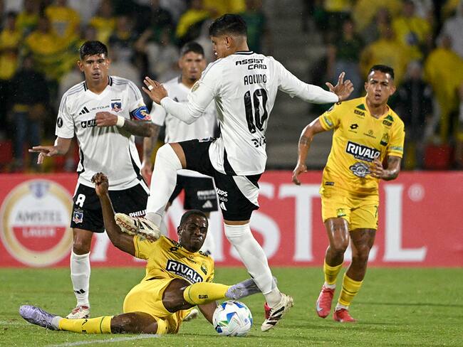 Colo Colo superó su primer tiempo para el olvido y rescató un empate ...