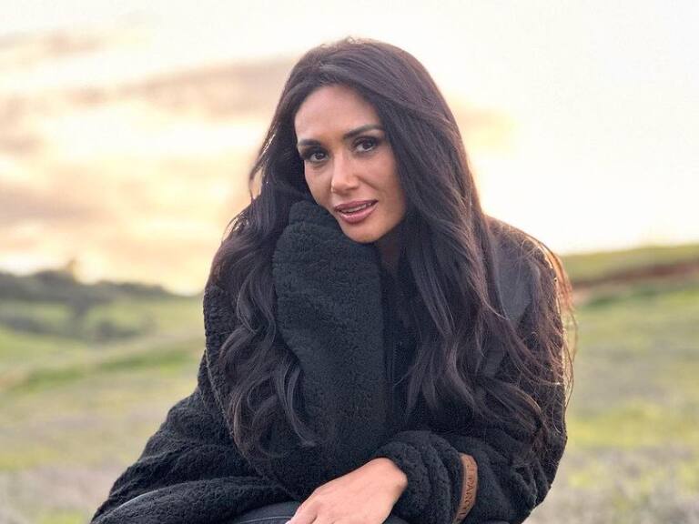 «Estos papitos corazones»: Pamela Díaz se desahoga tras no poder sacar a su hija del país