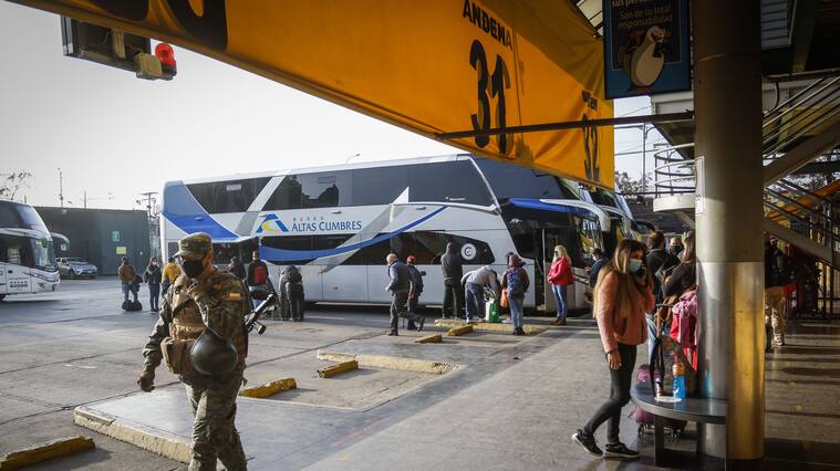 Carabineros ha entregado 22 mil permisos para viajes interregionales