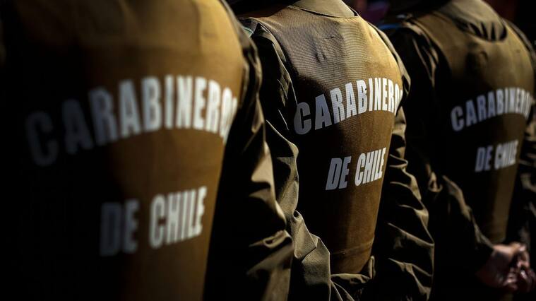 Carabineros, temática