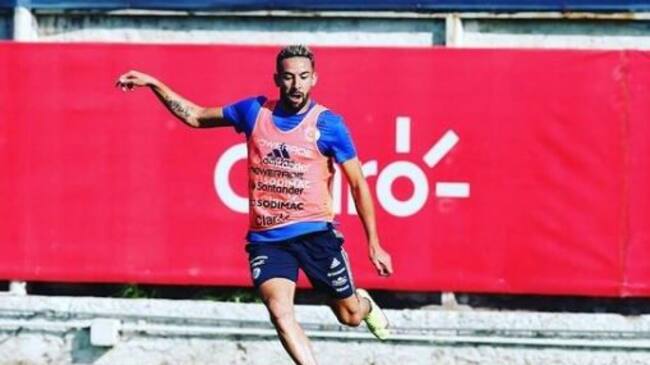 Mauricio Isla arengó a la Roja tras quedar fuera del viaje a Paraguay: "Los espero de regreso para seguir remando juntos"