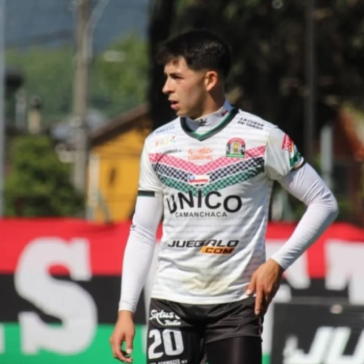 Justicia condena a futbolista chileno por conducir en estado de ebriedad y causar muerte de joven