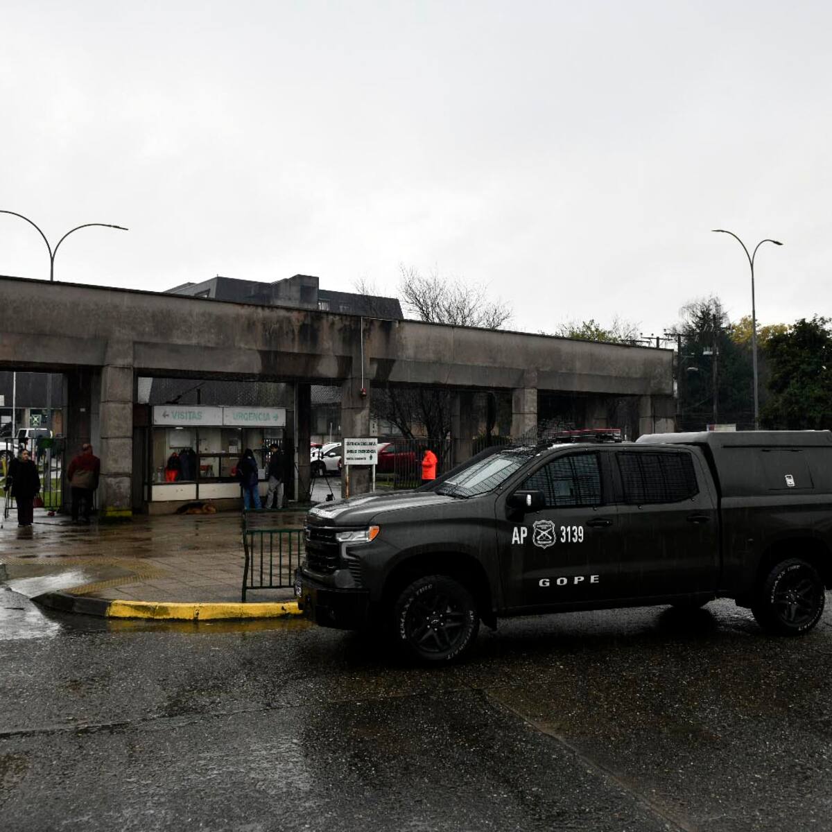 Uno sigue en riesgo vital y otro estable: actualizan estado de los dos carabineros heridos a bala en operativo en Valdivia