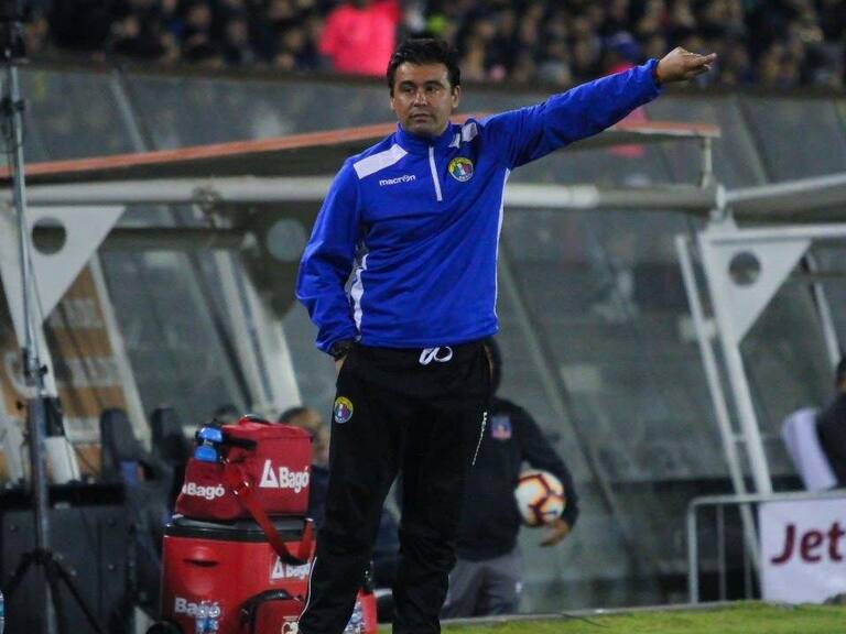 Audax Italiano confirmó a Juan José Ribera como su nuevo entrenador para el resto de temporada