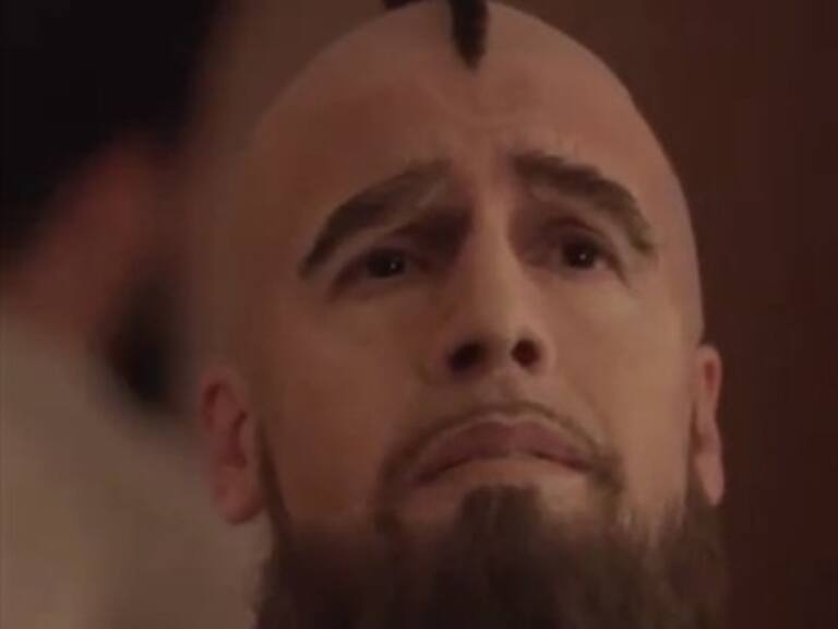 Arturo Vidal se habría molestado con imitación de Stefan Kramer