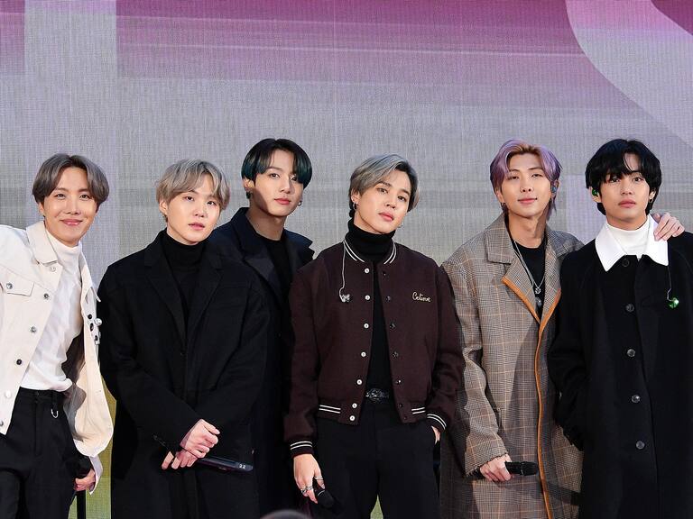 BTS estrenó el videoclip de la canción «Black Swan»