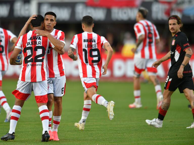 La “tercera opción” que sondeó Colo Colo para sumar un volante ofensivo